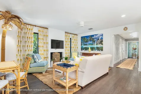 3210 Vincent Road West Palm Beach FL 33405