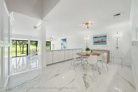 2435 Presidential Way West Palm Beach FL 33401