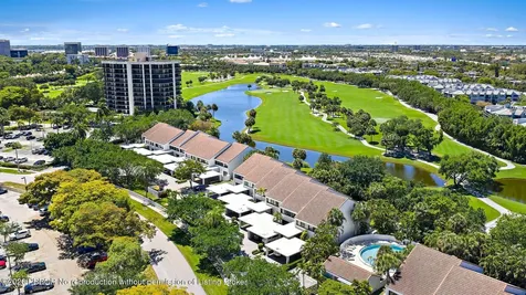 2435 Presidential Way West Palm Beach FL 33401