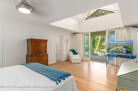 5 N Beach Road Hobe Sound FL 33455