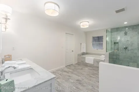 5 N Beach Road Hobe Sound FL 33455