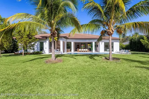 2719 Embassy Drive West Palm Beach FL 33401