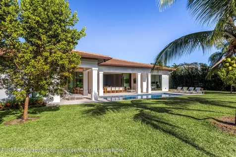 2719 Embassy Drive West Palm Beach FL 33401