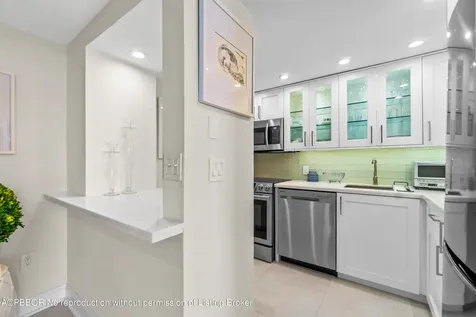 2780 S Ocean Boulevard Palm Beach FL 33480