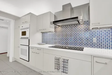 2 N Breakers Row Palm Beach FL 33480