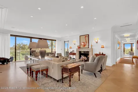 2 N Breakers Row Palm Beach FL 33480