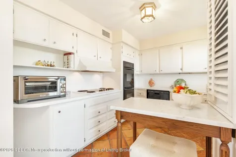 389 S Lake Drive Palm Beach FL 33480