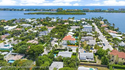 8001 Arlington Place West Palm Beach FL 33405