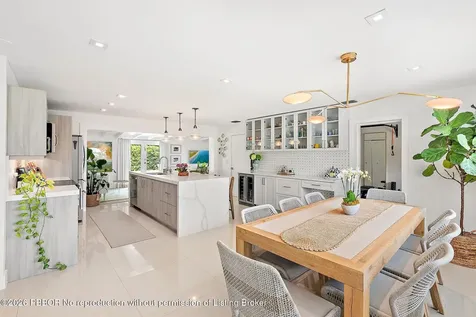 8001 Arlington Place West Palm Beach FL 33405