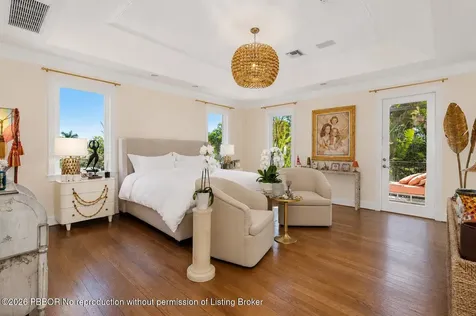 286 Jamaica Lane Palm Beach FL 33480