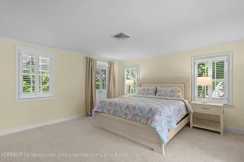 323 Arabian Road Palm Beach FL 33480