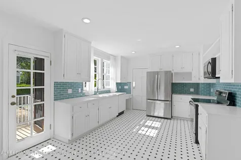 323 Arabian Road Palm Beach FL 33480