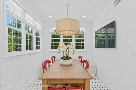323 Arabian Road Palm Beach FL 33480