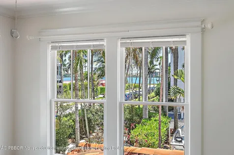 228 9th Street West Palm Beach FL 33401