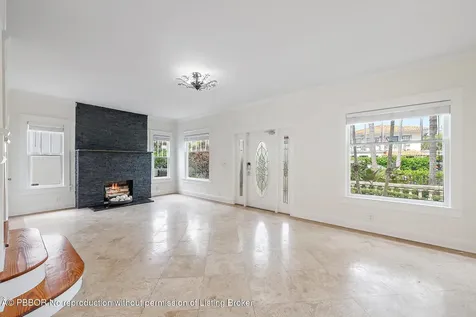 228 9th Street West Palm Beach FL 33401