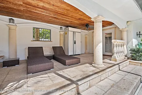 228 9th Street West Palm Beach FL 33401
