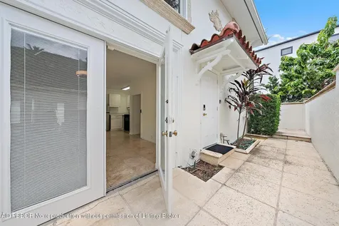 228 9th Street West Palm Beach FL 33401
