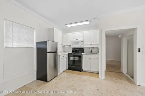 228 9th Street West Palm Beach FL 33401