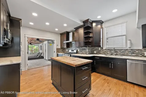 228 9th Street West Palm Beach FL 33401