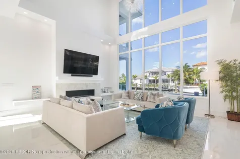 1180 Bimini Lane Riviera Beach FL 33404