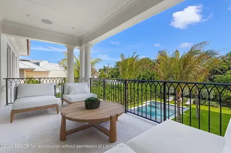 122 Bloomfield Drive West Palm Beach FL 33405