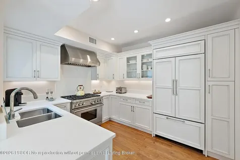 240 Seabreeze Avenue Palm Beach FL 33480