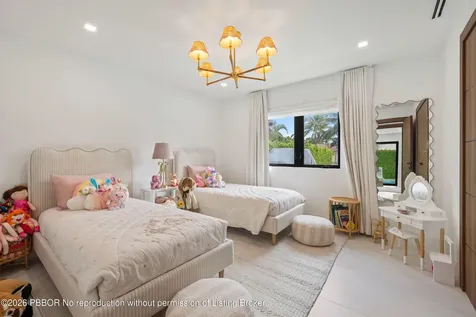 1099 S Atlantic Drive Lantana FL 33462