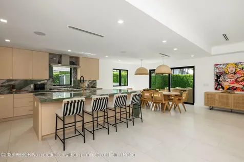 1099 S Atlantic Drive Lantana FL 33462
