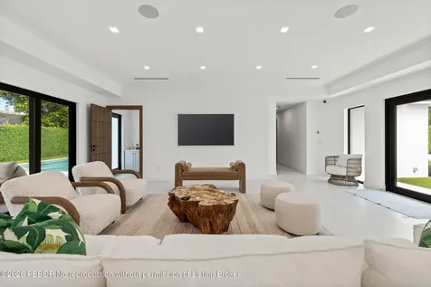 1099 S Atlantic Drive Lantana FL 33462
