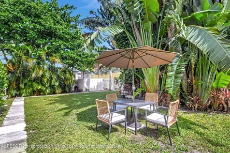 218 Worth Avenue Palm Beach FL 33480