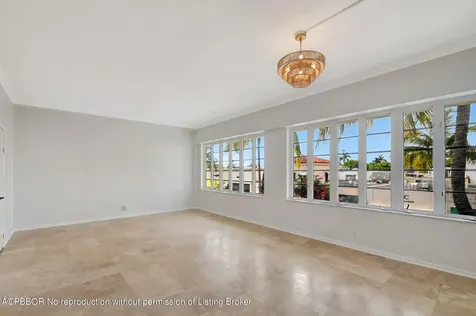 218 Worth Avenue Palm Beach FL 33480