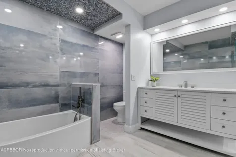 3546 S Ocean Boulevard South Palm Beach FL 33480