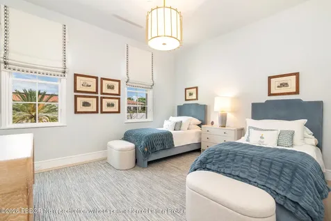 5 Via Flagler Palm Beach FL 33480