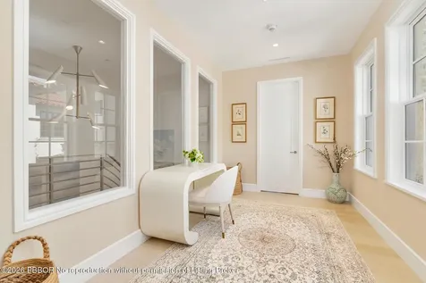 5 Via Flagler Palm Beach FL 33480