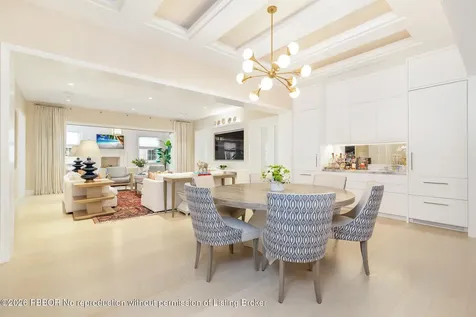 5 Via Flagler Palm Beach FL 33480