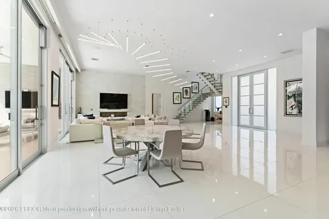 2162 Radnor Road North Palm Beach FL 33408