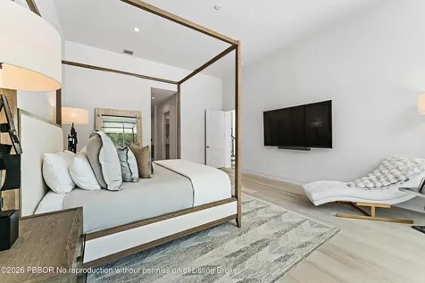 2162 Radnor Road North Palm Beach FL 33408