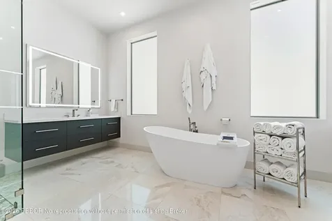 2162 Radnor Road North Palm Beach FL 33408