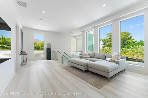 2162 Radnor Road North Palm Beach FL 33408