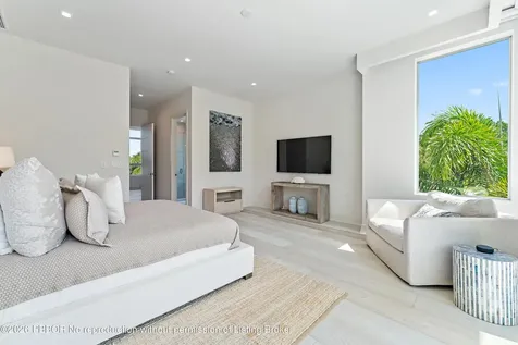 2162 Radnor Road North Palm Beach FL 33408