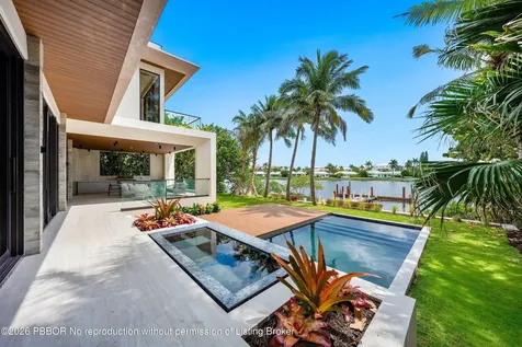5 Barefoot Lane Lantana FL 33462