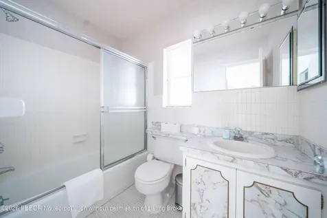 6 Lucerne Lake Worth FL 33460