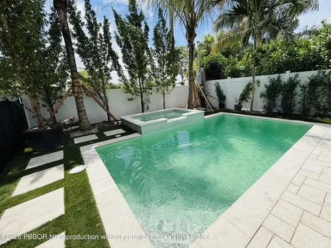 291 Summa Street West Palm Beach FL 33405