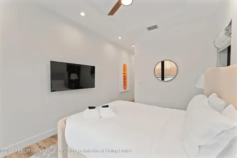 214 28th Street West Palm Beach FL 33407