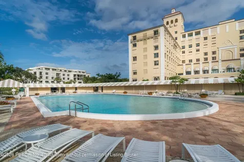 150 Bradley Place Palm Beach FL 33480