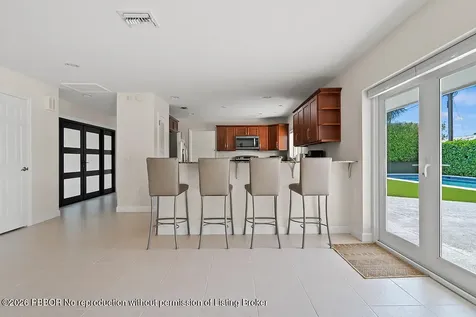 260 E Lakewood Road West Palm Beach FL 33405