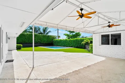 260 E Lakewood Road West Palm Beach FL 33405