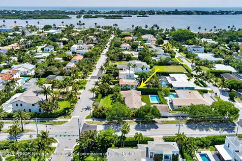 260 E Lakewood Road West Palm Beach FL 33405