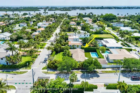 260 E Lakewood Road West Palm Beach FL 33405