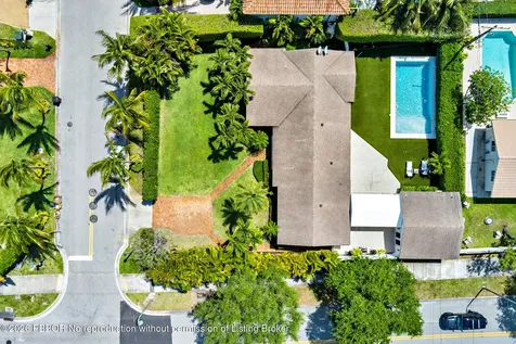 260 E Lakewood Road West Palm Beach FL 33405